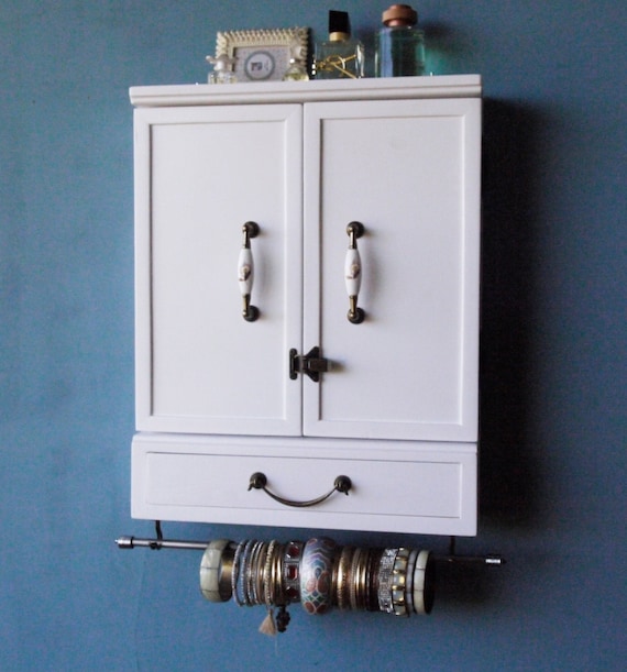 Schmuckschrank mit Schublade / Schmuckschrank / Schmuckaufbewahrung / Schmuckaufbewahrung / Schmuckschrank / Schmuckschrank / Schmuckschrank / Schmuckschrank