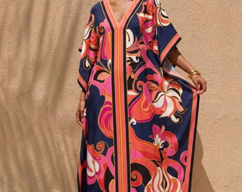 Maxi kaftan en soie à fleurs, tenue de plage à imprimé botanique audacieux, robe d'été