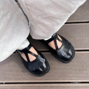 Tabi Mary Janes, dames plateauschoenen, vintage handgemaakte schoenen, split toe loafers Tabis zwart maat 41