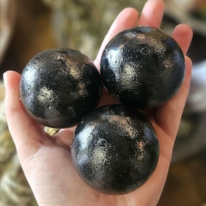 Iron Ball, Magic, Protection