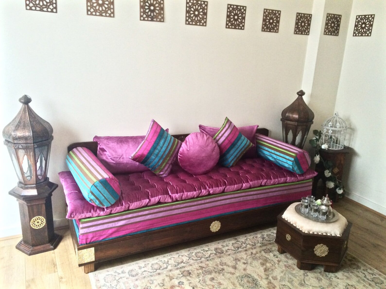 Luxurious 3 Seater Moroccan Sofa Daybed Arabian Bench Etsy