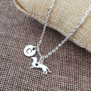 Dackel, Dackel Halskette, Dackel Geschenk, Hundehalskette, kleiner Hund Schmuck, Hundehalskette, Wurst Hundebesitzer, kleiner Hund, kleiner Hund, Wiener