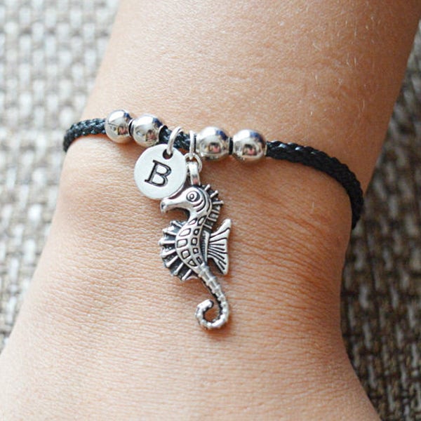 Seahorse Bracelet, Sea Horse Jewelry, Sea Horse Bracelet, Seahorse Bracelet with Initial, Ocean Jewelry, Sea Jewelry, Sea Life Charm Jewelry