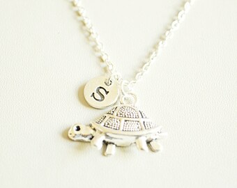 tortoise pendant necklace