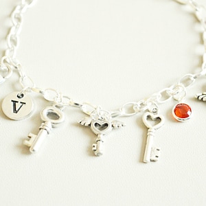 Lock and Key Bracelet, Key Themed Bracelet, Lock Key Bangle, BFF Gift, Girls Bracelet, Best Friend Gift, Birthday Gift, Christmas Gift, Cool