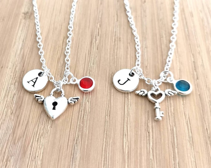 Friendship necklaces for 2, best friend necklaces for 2, BFF personalised gift, customized jewelry, bff heart necklace,2 way friendship gift