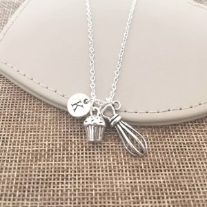 Gift for baker, Baking gifts, baking necklace, baker necklace, baker gifts, gifts baking, chef necklace, pastry chef, cooking gifts,cupcake