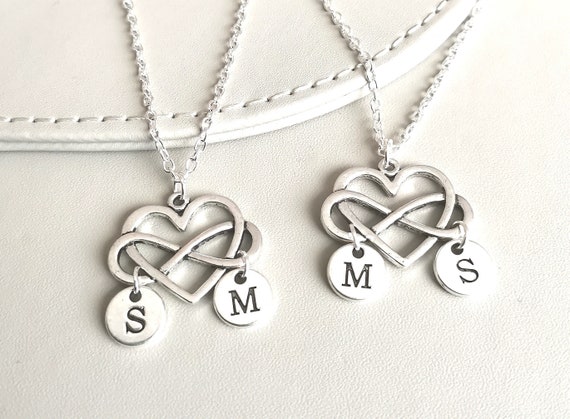 2 Best Friend Gifts, 2 Best friends necklace, Two Best friend Necklace, Set of 2 Necklaces, 2 BFF Necklace,Bff, Best friend ,Personalised