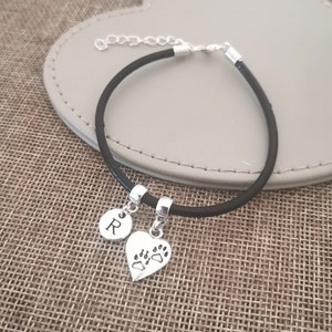 Dog bracelet, Pet loss gift, Dog paw bracelet, Personalized dog gifts, Paw bracelet, Dog loss gift, Paw print dog charm, Paw print jewelry