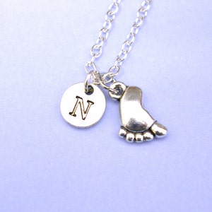 Personalized Baby Foot Necklace, baby foot print necklace, baby footprint necklace, baby feet necklace, engraved necklace, new mom