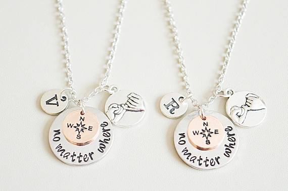 2 Best Friends, Two Best friends, 2 Piece Best friend Necklace, Set of 2 Necklaces, 2 BFF Necklace,Bff, Best friend gifts,Personalised Gifts
