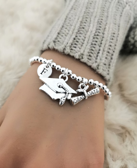 Regalo di laurea per lei, piccola collana a forma di cuore quadrato con biglietto con citazione di laurea, dietro di te tutti i tuoi ricordi... dentro di te tutto ciò di cui