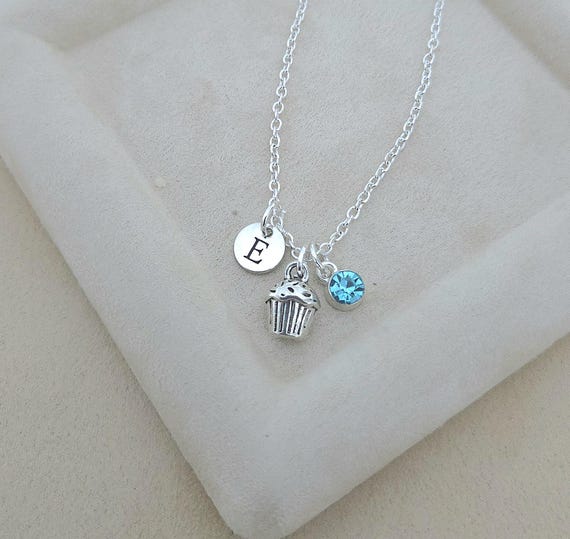 Cupcake Necklace, Cup Cake Gift, Cup Cake Necklace,  Food Necklace, Food charm, Gift for baker, Baking gift, jewelry, Personalized, cake