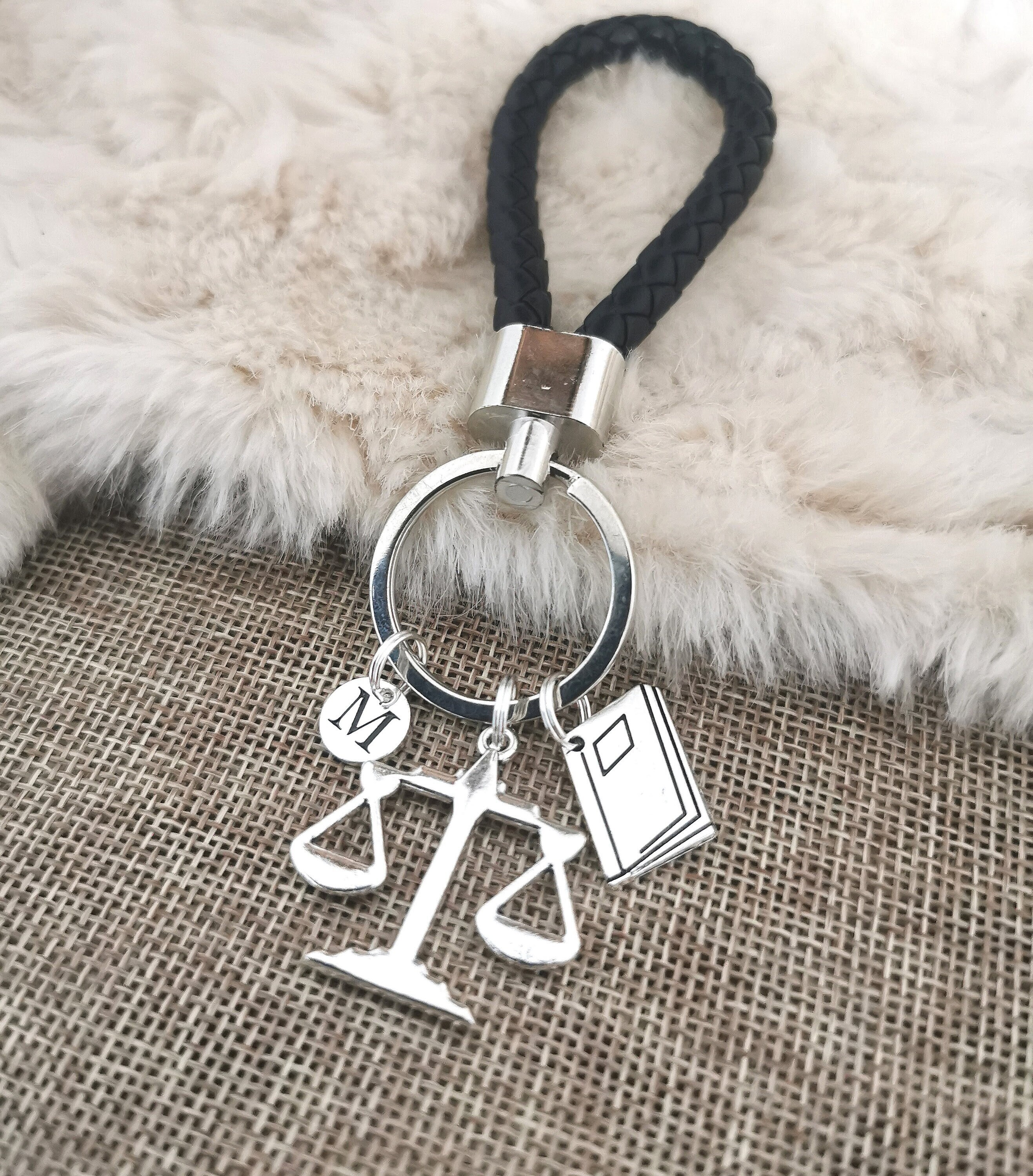 Porte-clés Avocat - Design Marteau Et Balance De La Justice - Cadeau étudiant Droit Ou Diplômé