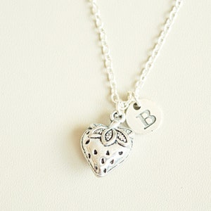 Collana di fragole, Regalo di fragole, Collana di frutta, Regalo di frutta, Gioielli alimentari, Bacche, Gioielli di fragole, Personalizzato, Marmellata, carino,zucchero