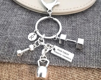 Regalo de gimnasio, llavero de gimnasio, regalo de novia, regalo para ella, fuerte es hermoso, llavero de mancuernas, regalos de culturismo, llavero de gimnasio, fitness