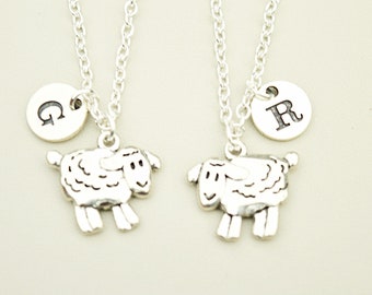 Best friend necklace set, bff necklace, Sheep necklace, friends, personalized, initial, Sheep, sister, friendship jewelry, monogram, Animal