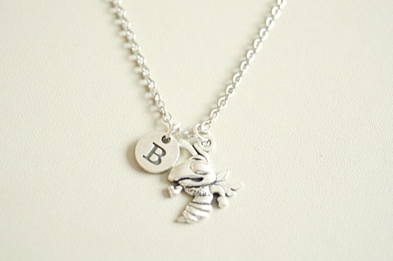 Bee Necklace, Honey Jewelry, Bees Jewelry, Bees Charm, Personalized Necklace woman, Honey Bee, Bee Themed Gifts, Bee Wedding, Bumble Bee
