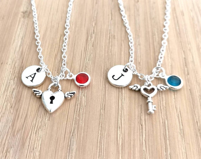 Friendship Necklaces, Best friend Necklace, Friend Necklaces,Best Friend gift, Best friend necklace for 2, Initial, Personalized, pendant