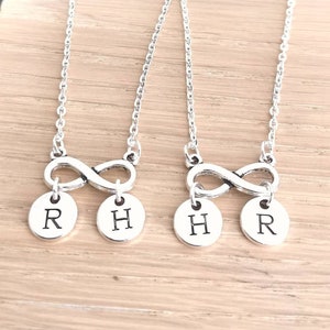 Twins Necklaces, Twins Matching Jewelry, Twins Gift, Jewelry for Twin Girls, Twin Sister Necklace set, Twin Sister Gift, Twin Sister Jewelry