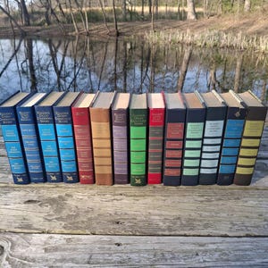 READERS DIGEST Books for decoration, staging or reading