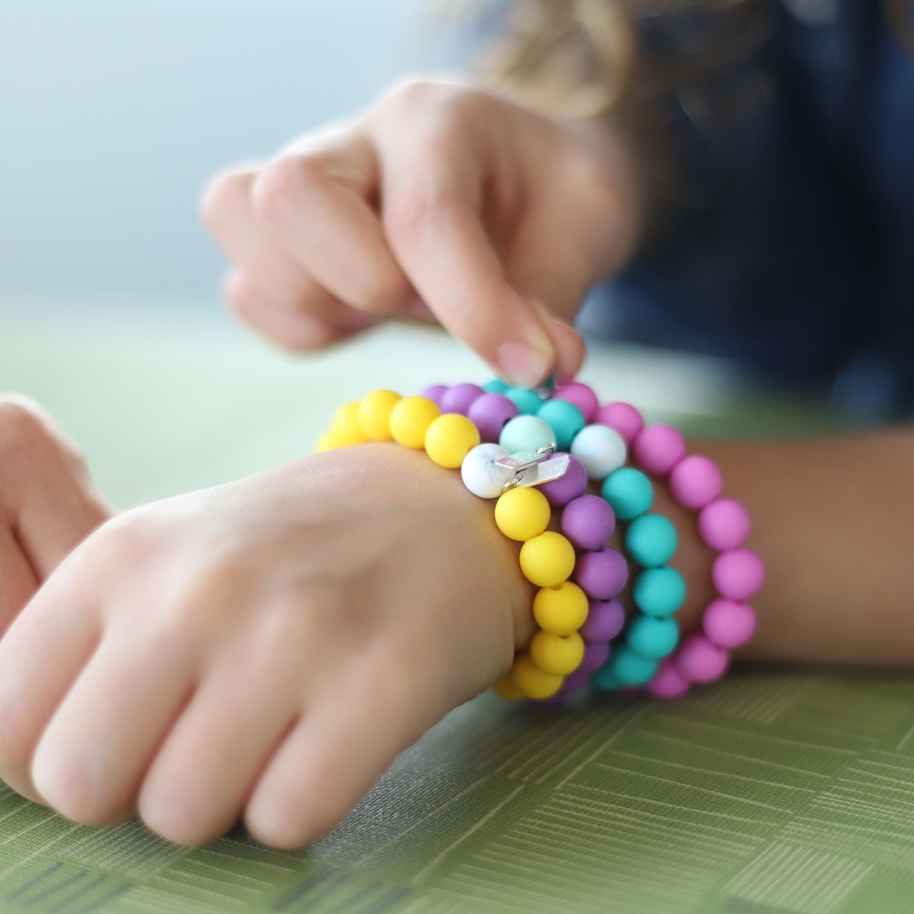 Mini Mala Silicone Bracelets pour les enfants, mamans, Familles Auto