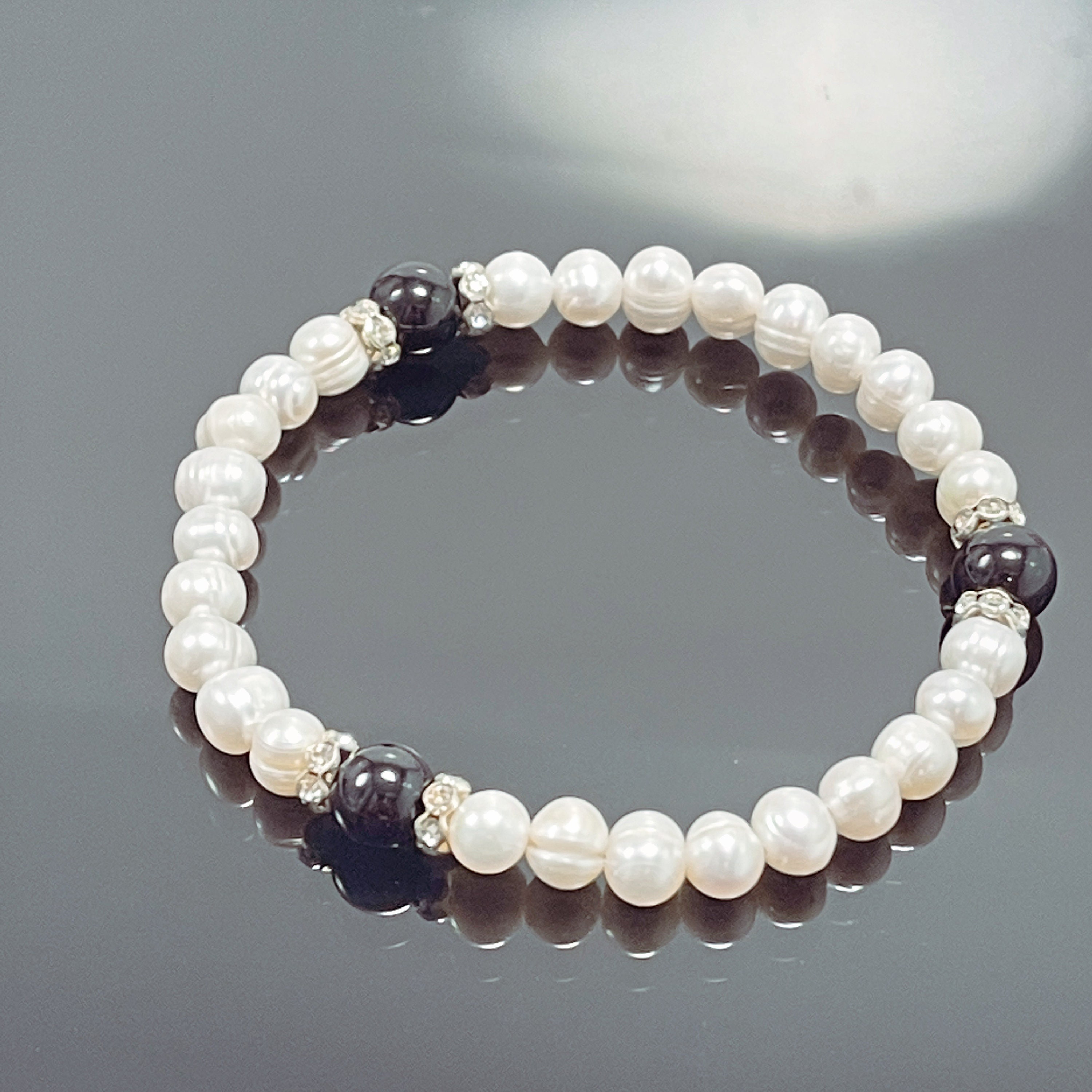【BLACKPURPLE】Little Ball Freshwater Pearl Bracelet il_fullxfull.3606349964_8k6a.jpg