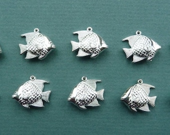 Vintage bright silver plated puffed fish charm, made in USA, 19 x 16mm, Qty. 10 (CS2)