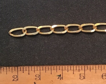10mm bright gold plated metal oval ribbed curb chain, open link, 10ft, made in USA, CH27