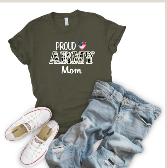 Proud Army Family, Mom, Dad, Grandma MILITARY Support Family T-shirts