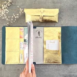 Cartera para cuaderno de viaje, bolsillos adicionales de cuero auténtico para cuaderno de viaje, organizador de cuaderno con bolsillos y presilla para bolígrafo.