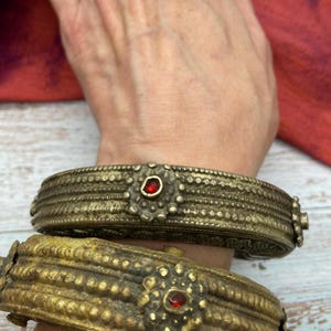 Vintage Tribal Cuff Afghan Waziri Bracelet 6&quot; Wrist (18622)