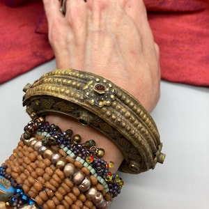 Vintage Tribal Cuff Afghan Waziri Bracelet 6&quot; Wrist Brassy Color (18624)