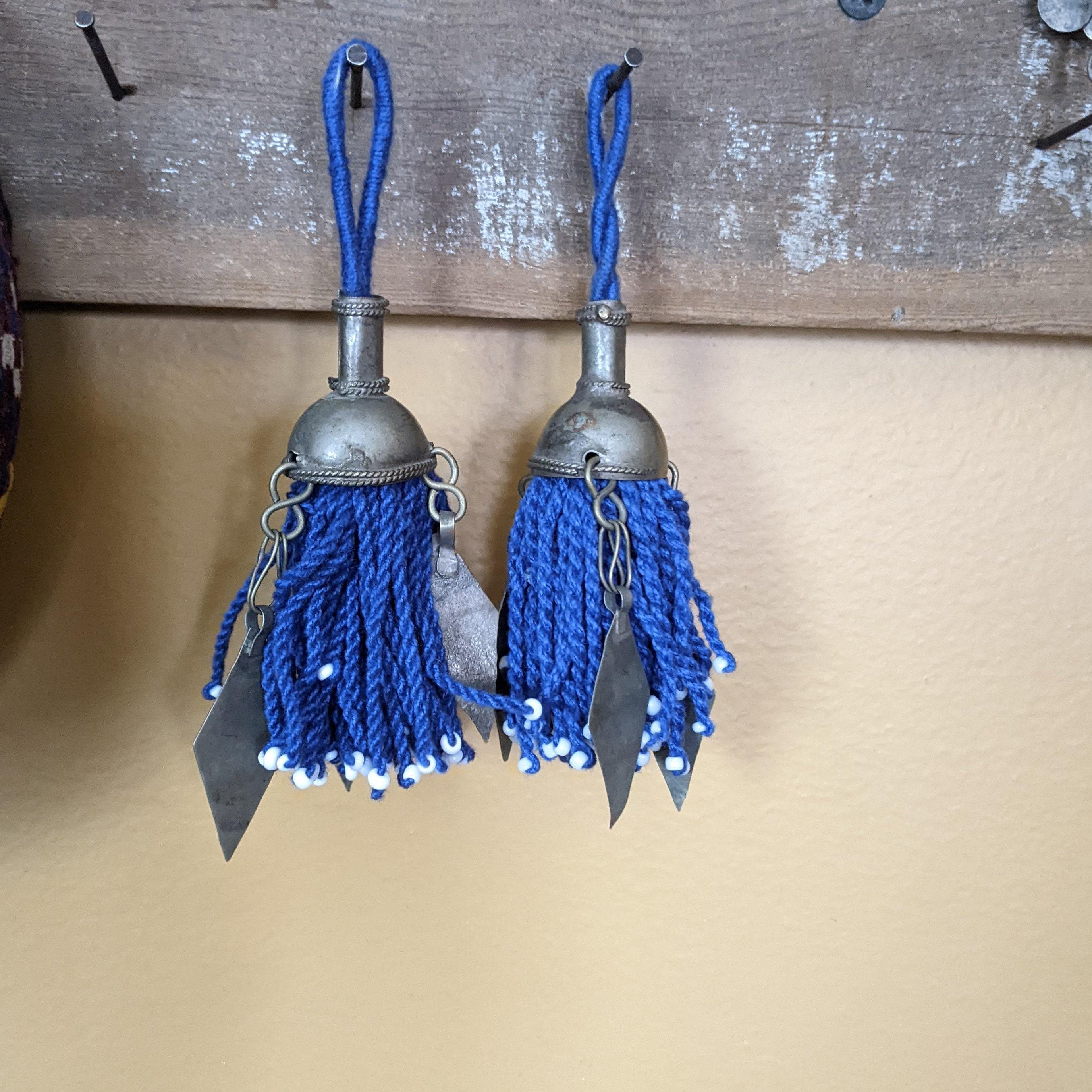 Paires De Boucles D'oreilles Pointues à Pompons Vintage Turkmènes - Jaune Safran, Uniques
