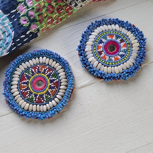 Sujetador tipo cinturón de danza tribal con parches de cuentas Kuchi, par no idéntico, 3.5" (21625)