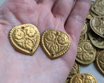 10x Vintage Embossed Raw Brass Heart Flowers 25mm Long