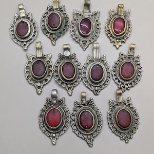 Old Tribal Pendant Charms Waziri Jewelry 11 Pieces Reds (18453)