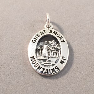 GREAT SMOKY MOUNTAINS Cade's Cove .925 Sterling Silver Charm Pendant National Park North Carolina Tennessee Travel Tourist New np57