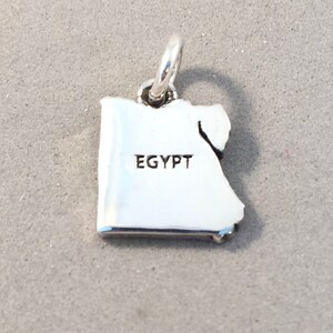 EGYPT MAP .925 Sterling Silver Charm Pendant Africa Country Cairo Pyramids Giza Luxor Alexandria Souvenir New ct18-eg