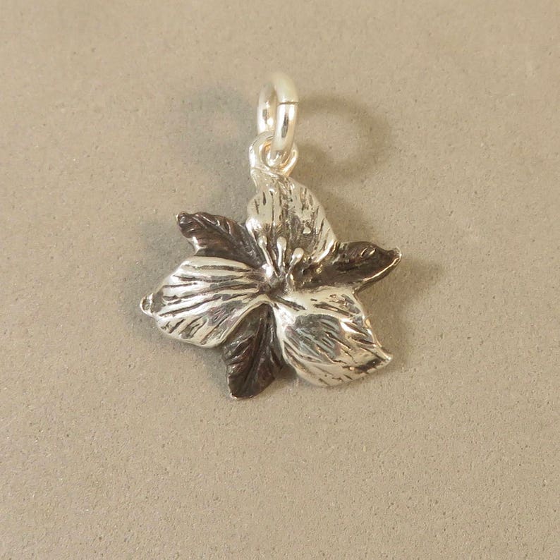 TRILLIUM FLOWER .925 Sterling Silver Charm Pendant Ontario - Etsy