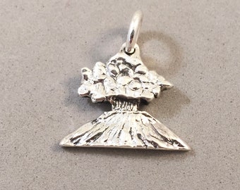 MOUNT ST. HELENS .925 Sterling Silver Charm Pendant Washington National Monument Park Volcano Travel Souvenir New pm25