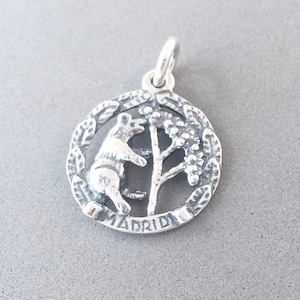 MADRID BÄRENBAUM .925 Sterling Silber Charm Anhänger Statue Calle de Carmen Erdbeere Madrono Oso Tourist Travel Places New tp04
