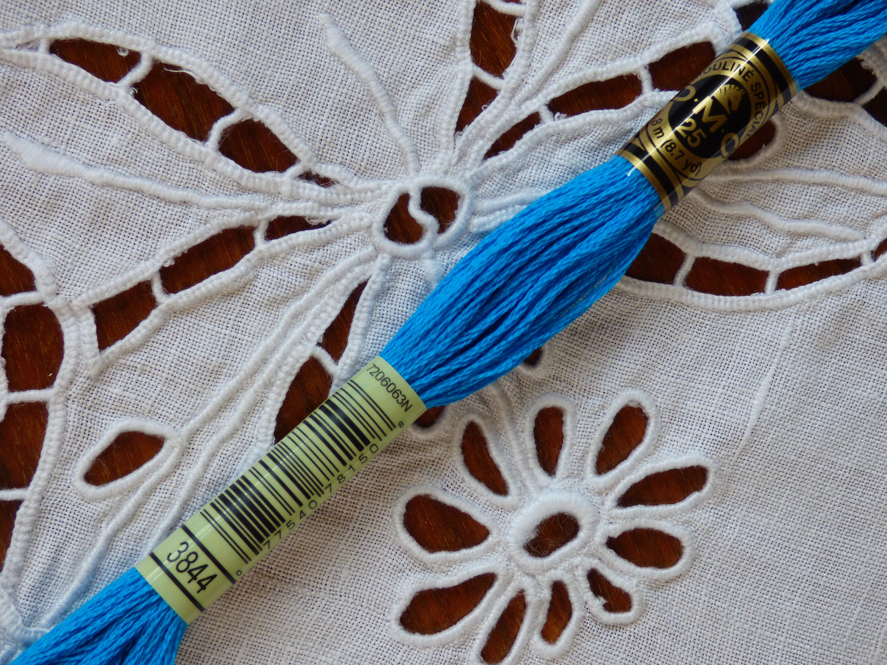 Embroidery thread DMC Mouliné 3844