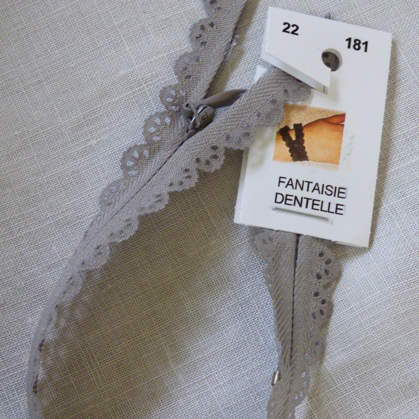 Fancy adjustable lace zipper 22cm gray collar