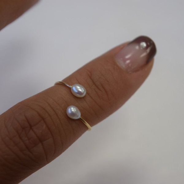 Freshwater pearl ring, MIDI ring, gold filled, delicate rings