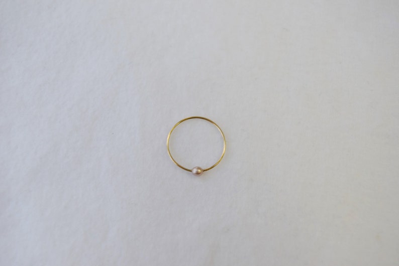3.5x3mm single pink freshwater pearl ring, minimalist ring, MIDI ring, fashion ring, DAINTY pearl ring image 4