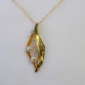 Japanese Akoya Pearl Pendant With 14K Yellow Gold - Etsy