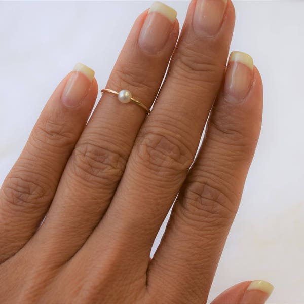 4x3.5mm Japanese Akoya Pearl Ring