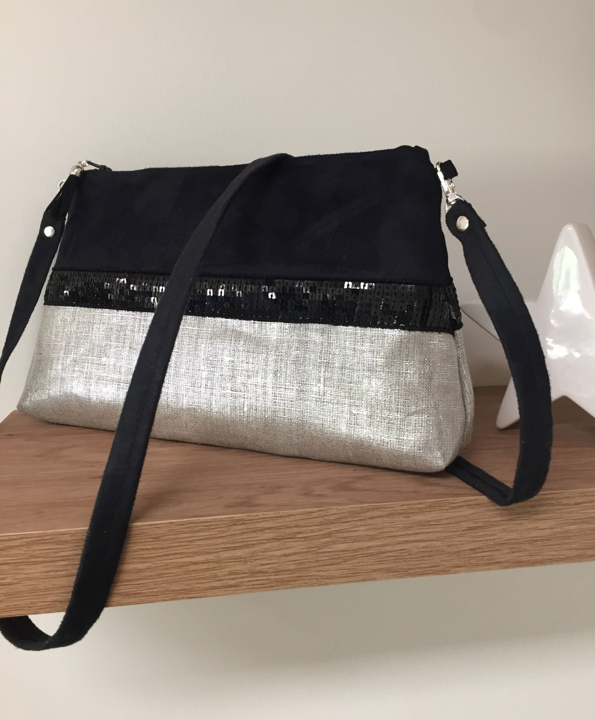 Sac pochette à paillettes noires style Vanessa Bruno, lin ...