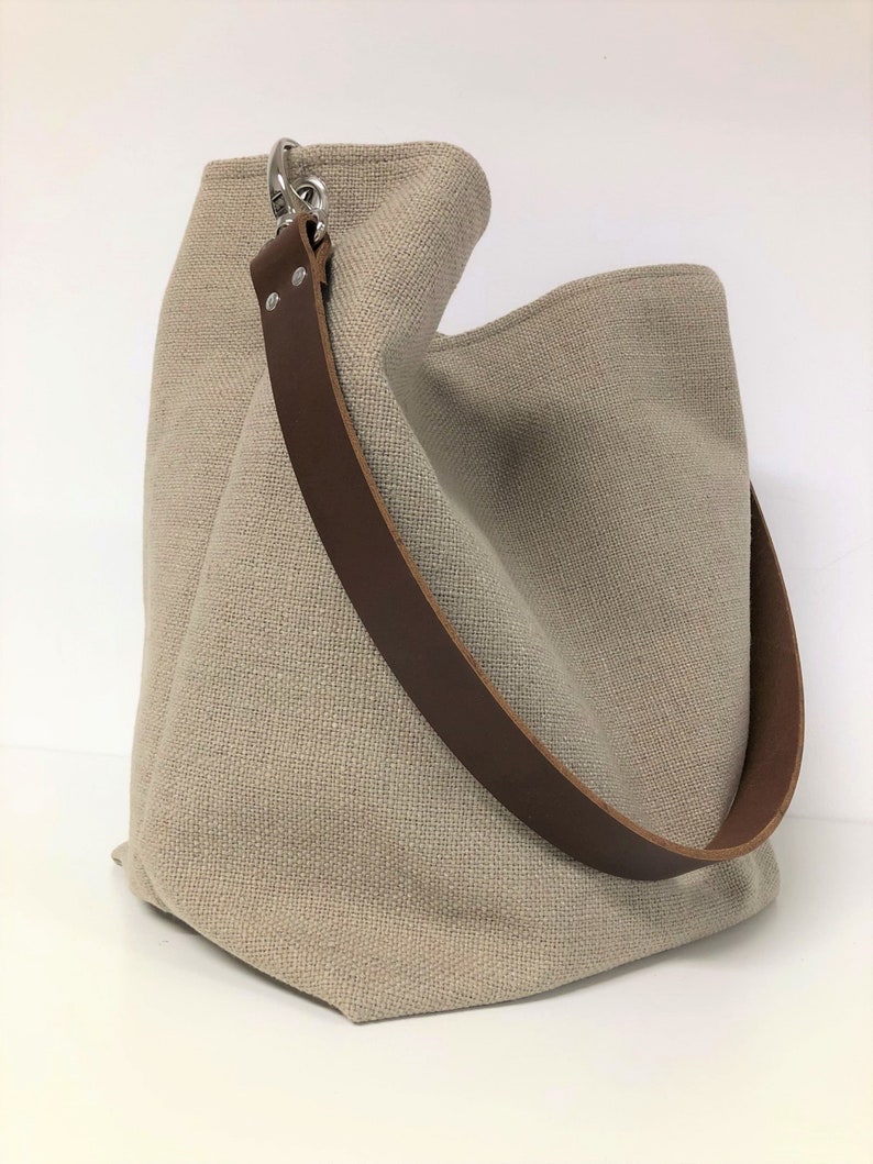 Beige linen hobo bag, removable leather handle / Women's bucket bag, sportswear style / Canvas tote bag, leather handle image 1